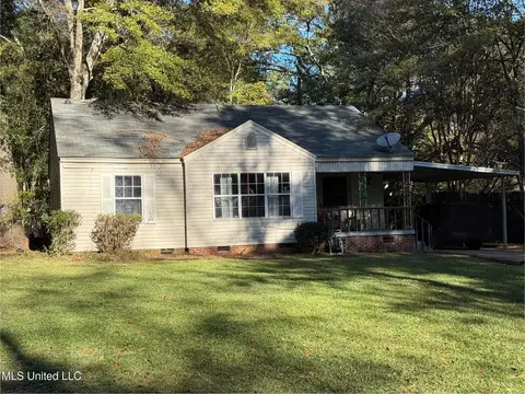 4801 Maplewood Dr, Jackson, MS 39206 photo 2