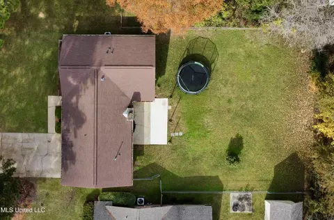 View/Area - 910 Cedar Hill Dr, Clinton, MS 39056 photo 2 of 2