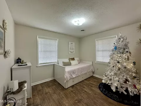 Bedroom - 910 Cedar Hill Dr, Clinton, MS 39056 photo 1 of 2