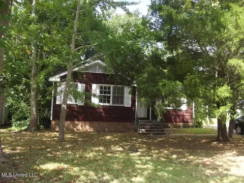 2820 Little St 2822 St, Natchez, MS 39120