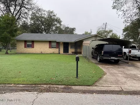 1617 E David Cir, Greenville, MS 38701