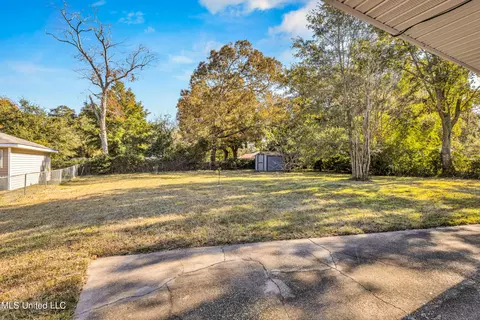 208 Saint Augustine Dr, Long Beach, MS 39560 photo 22