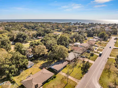 208 Saint Augustine Dr, Long Beach, MS 39560 photo 25