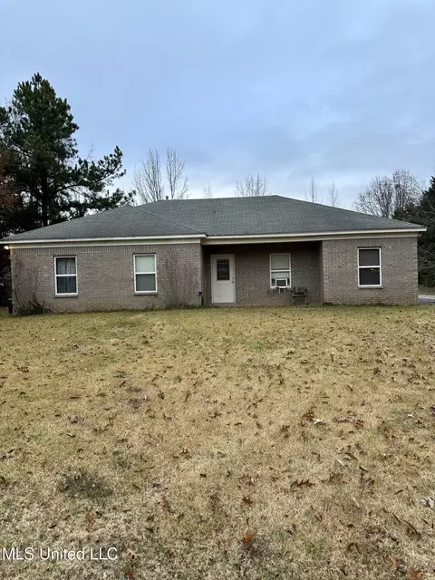 8068 Vaiden Rd, Hernando, MS 38632 photo 1