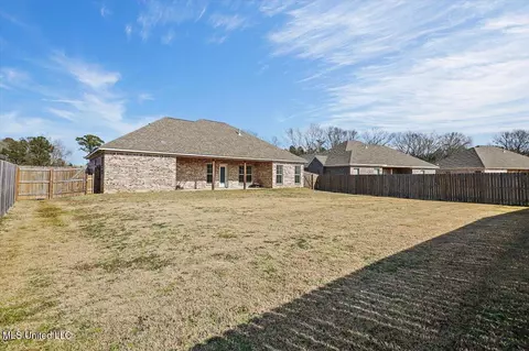 209 Chartleigh Cir, Canton, MS 39046 photo 28