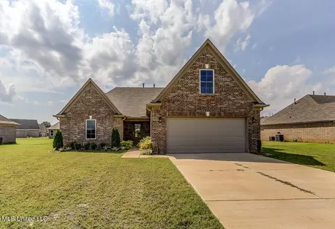 7766 Melisa Dr, Walls, MS 38680 photo 1