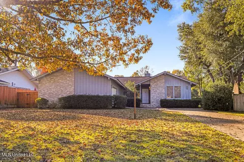 7920 Lanai Pl, Diamondhead, MS 39525