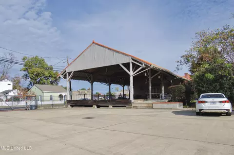 200 State St #2A, Natchez, MS 39120 photo 2