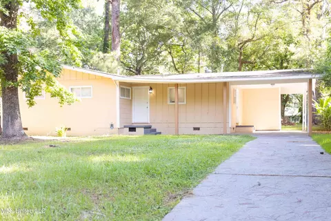 1624 Kentwood Dr, Jackson, MS 39212 photo 1