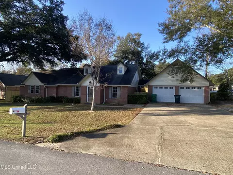 790 Ewa Pl, Diamondhead, MS 39525 photo 2