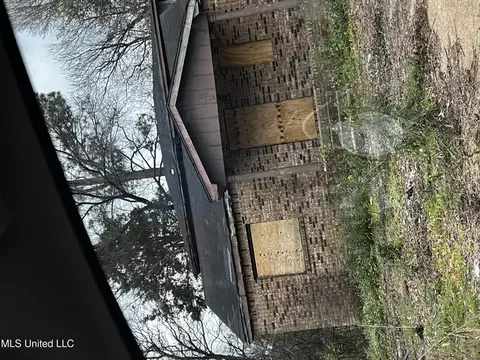 1323 Mayes St, Jackson, MS 39213 photo 1