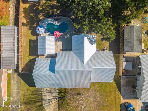 112 Clower Ave, Long Beach, MS 39560 photo 2