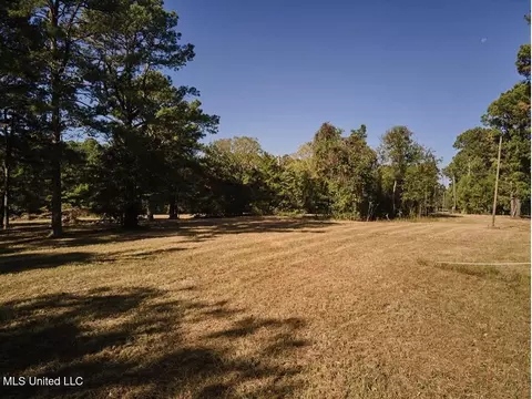 470 Barksdale Rd, Brandon, MS 39047
