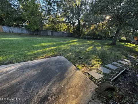 Exterior - 1249 Springdale Dr, Jackson, MS 39211 photo 1 of 1