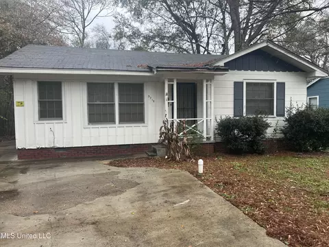 3718 Northbrook Dr, Jackson, MS 39206 photo 2
