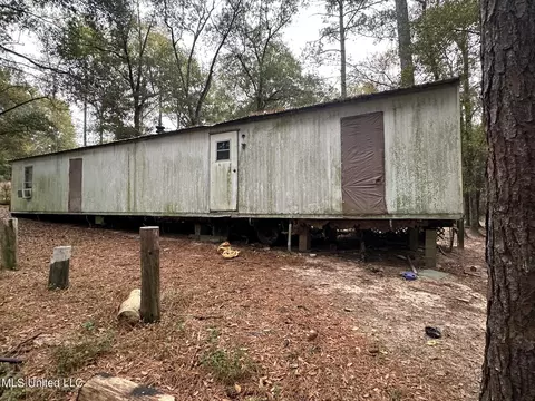 107 Maple St, Lucedale, MS 39452 photo 6