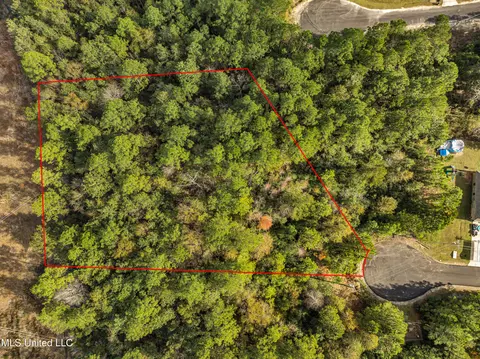 lot Apt 198 Schrader Ct, Saucier, MS 39574