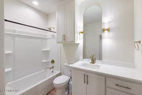 Bath - 119 W 4th St, Long Beach, MS 39560 photo 3 of 5