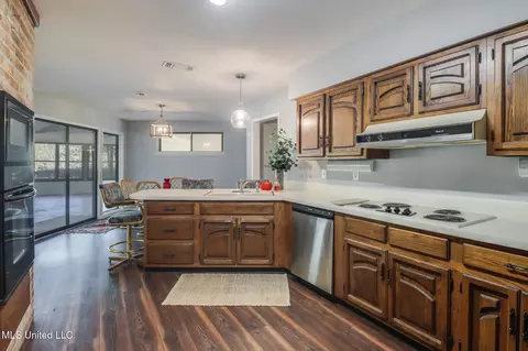 713 W Border Ave, Wiggins, MS 39577 photo 7