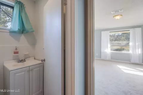 713 W Border Ave, Wiggins, MS 39577 photo 29