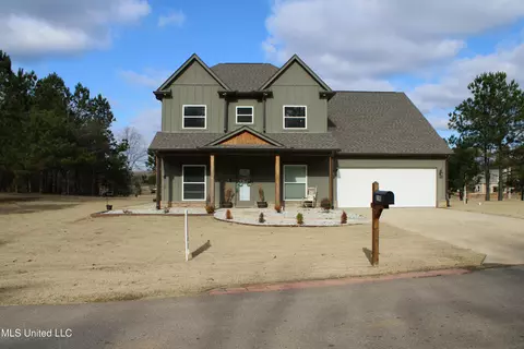 200 Clover Cv, Coldwater, MS 38618