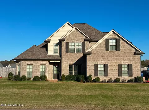 5076 Watson Place Ln, Nesbit, MS 38651 photo 1