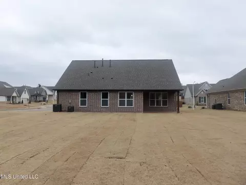 9692 Crape Myrtle Dr, Olive Branch, MS 38654 photo 3