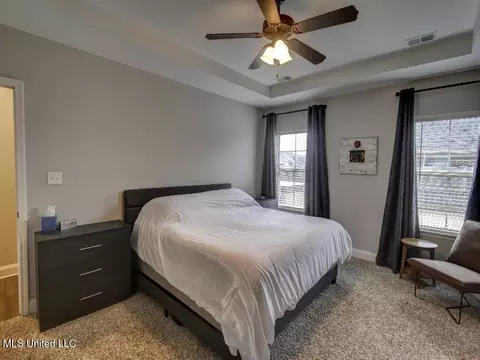 Bedroom - 1052 Peggy Cv, Hernando, MS 38632 photo 1 of 6