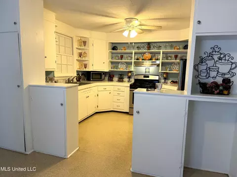 100 Beau Pre Rd, Natchez, MS 39120 photo 11