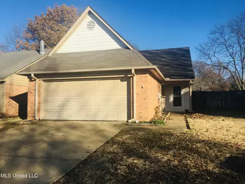 7578 Iris Dr, Southaven, MS 38671