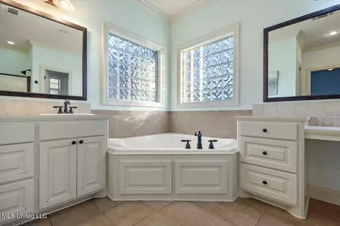 Bath - 101 Cedar Green Cv, Canton, MS 39046 photo 2 of 3
