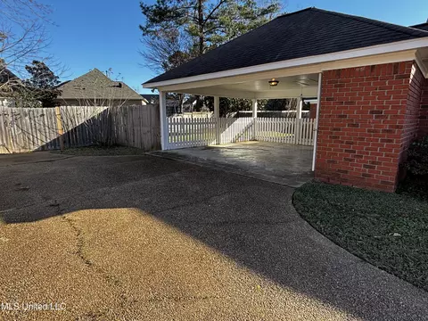 Exterior - 473 Mockingbird Ln, Madison, MS 39110 photo 3 of 6