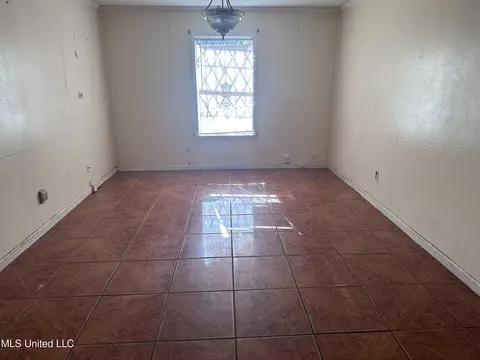 6601 Clark Ave, Moss Point, MS 39563 photo 12