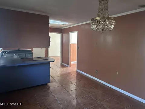 6601 Clark Ave, Moss Point, MS 39563 photo 10