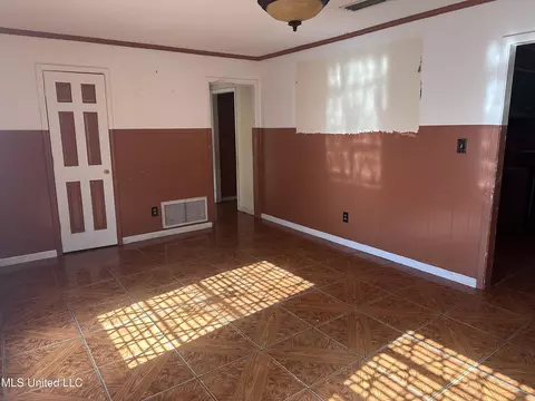 6601 Clark Ave, Moss Point, MS 39563 photo 15