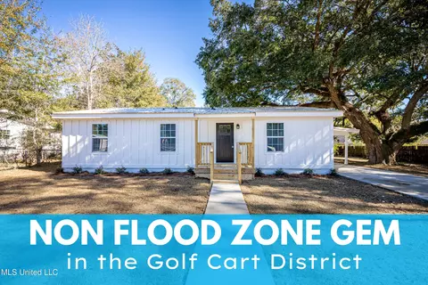 214 Simon Blvd, Ocean Springs, MS 39564