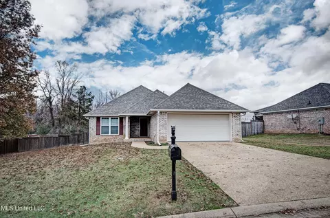 510 Patrick Farms Dr, Pearl, MS 39208