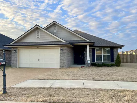 2488 Marion Ln, Southaven, MS 38672