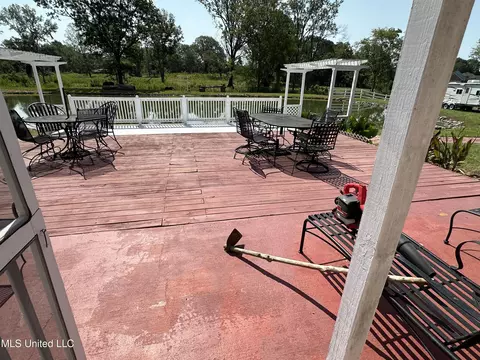 Exterior - 4128 S Siwell Rd, Byram, MS 39272 photo 3 of 4