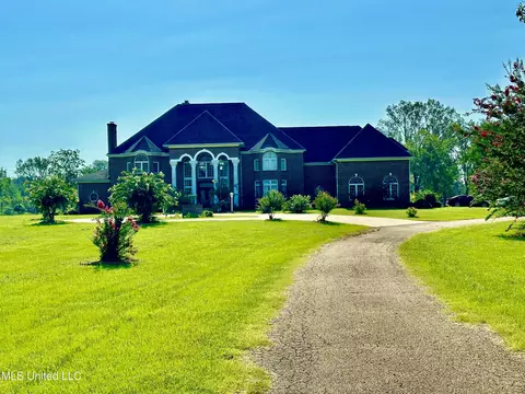4128 S Siwell Rd, Byram, MS 39272