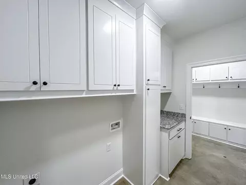 Other - 997 Riverside Ln, Pearl, MS 39208 photo 2 of 2