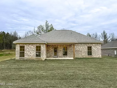 Exterior - 997 Riverside Ln, Pearl, MS 39208 photo 3 of 4