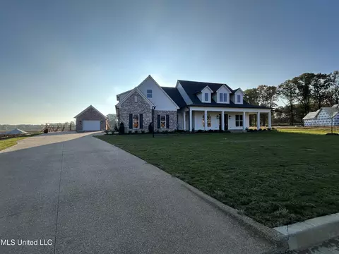 5305 Camp Xing, Hernando, MS 38632