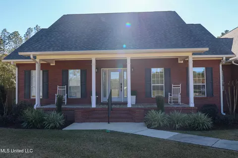 139 Brashier Ln, Lucedale, MS 39452