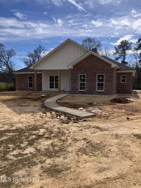 364 Siloam Road Rd, Magee, MS 39111