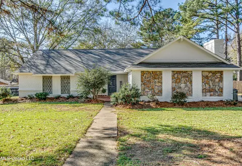 111 Sweetgum Ln, Clinton, MS 39056