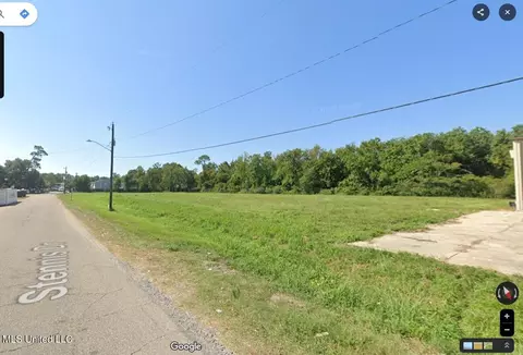 281 Stennis Dr, Biloxi, MS 39531