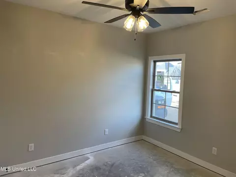 2766 Layne Dr, Olive Branch, MS 38654 photo 10