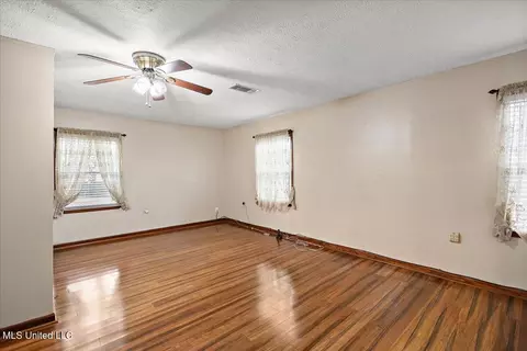 Other - 554 N North Park Dr, Jackson, MS 39206 photo 1 of 9