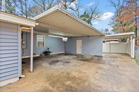Other - 554 N North Park Dr, Jackson, MS 39206 photo 6 of 9